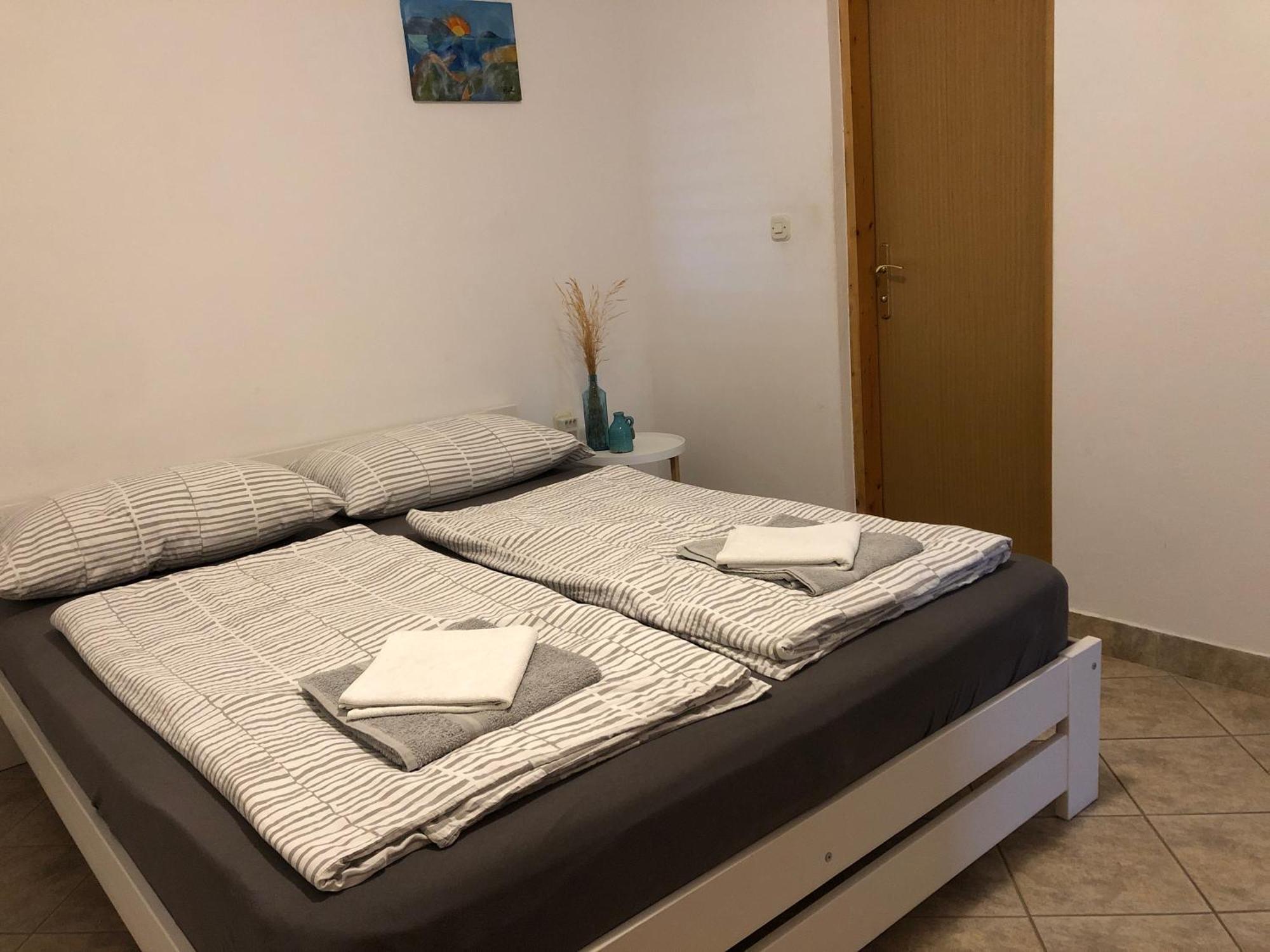 Apartment Stinica 31B Jablanac Oda fotoğraf